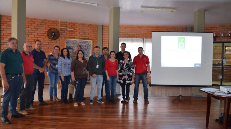 IBGE reúne autoridades municipais e lideranças comunitárias de Marema para anunciar a realização do Censo Agropecuário 2017